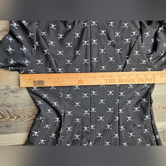 HALLOWEEN - Wednesday Adam's Costume Small Black Dress White collar skulls - Picture 7 of 8